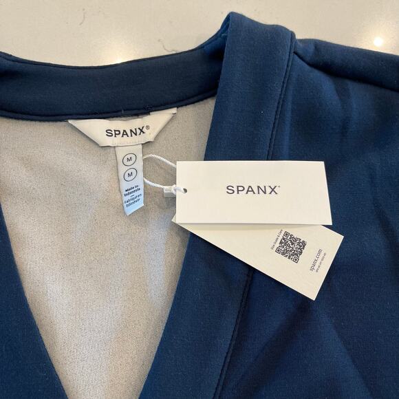 NWT Spanx Air Essentials Striped Cardigan Sweater Navy and White - Picture 5 of 11